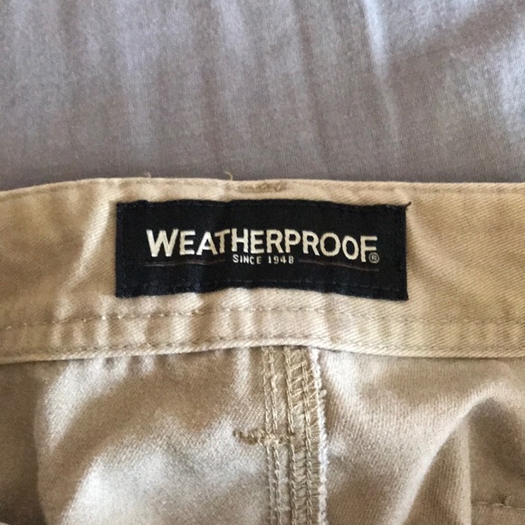 Weatherproof shorts - Picture 4 of 4